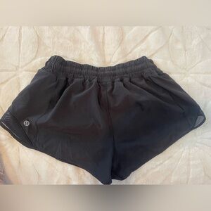 Lululemon Hotty Hot shorts